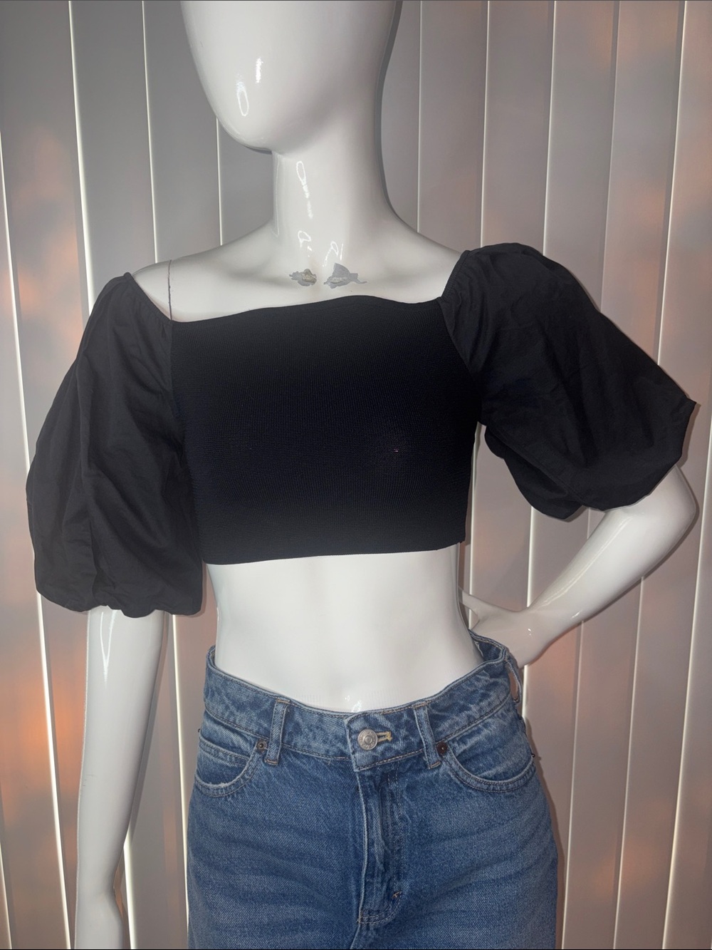 Zara NWOT Mixed-Media Puff Sleeve Crop Top - Black Small